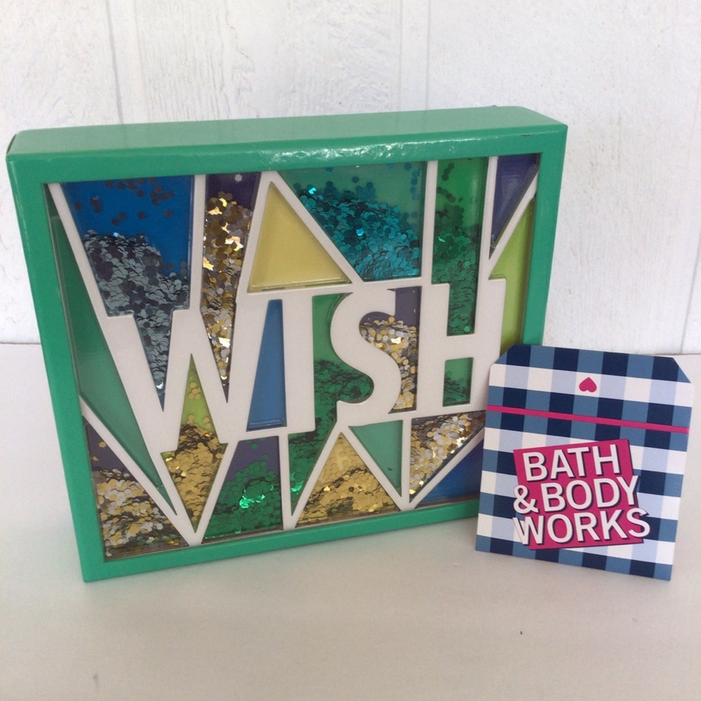 BATH AND BODY WORKS 3D GLITTER GIFT BOX WISH